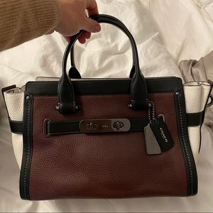 Coach swagger color block, oxblood/black/cream